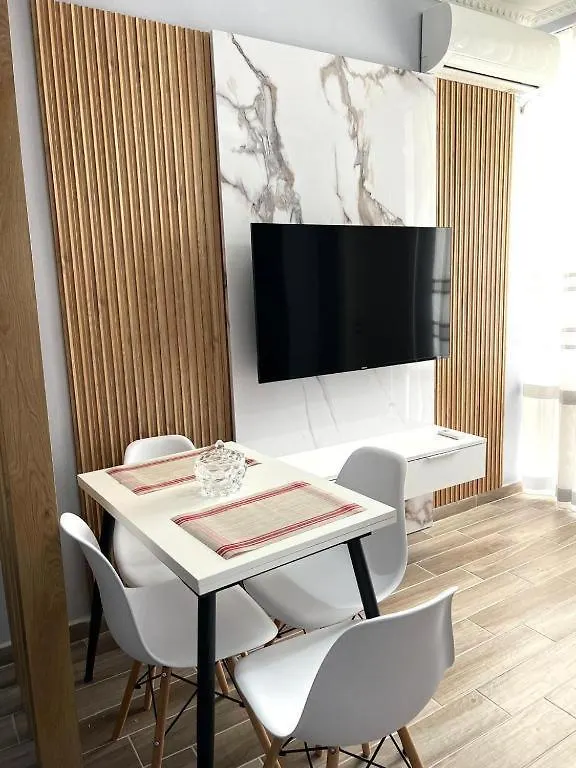 Suntouch Apartment Σαράντα